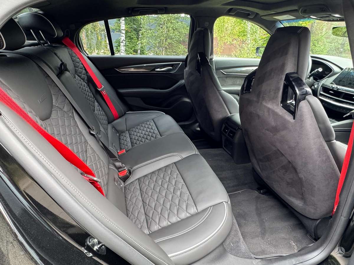 Cadillac CT5, 6.2 l., Седан