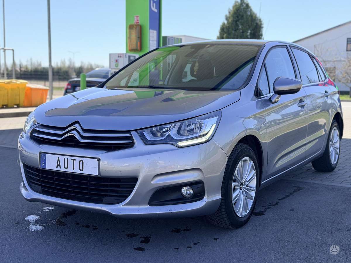 Citroen C4, 1.6 l., hatchback