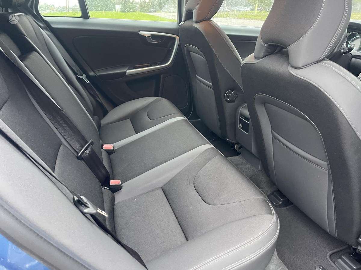 Volvo V60, 2.0 l., universalas
