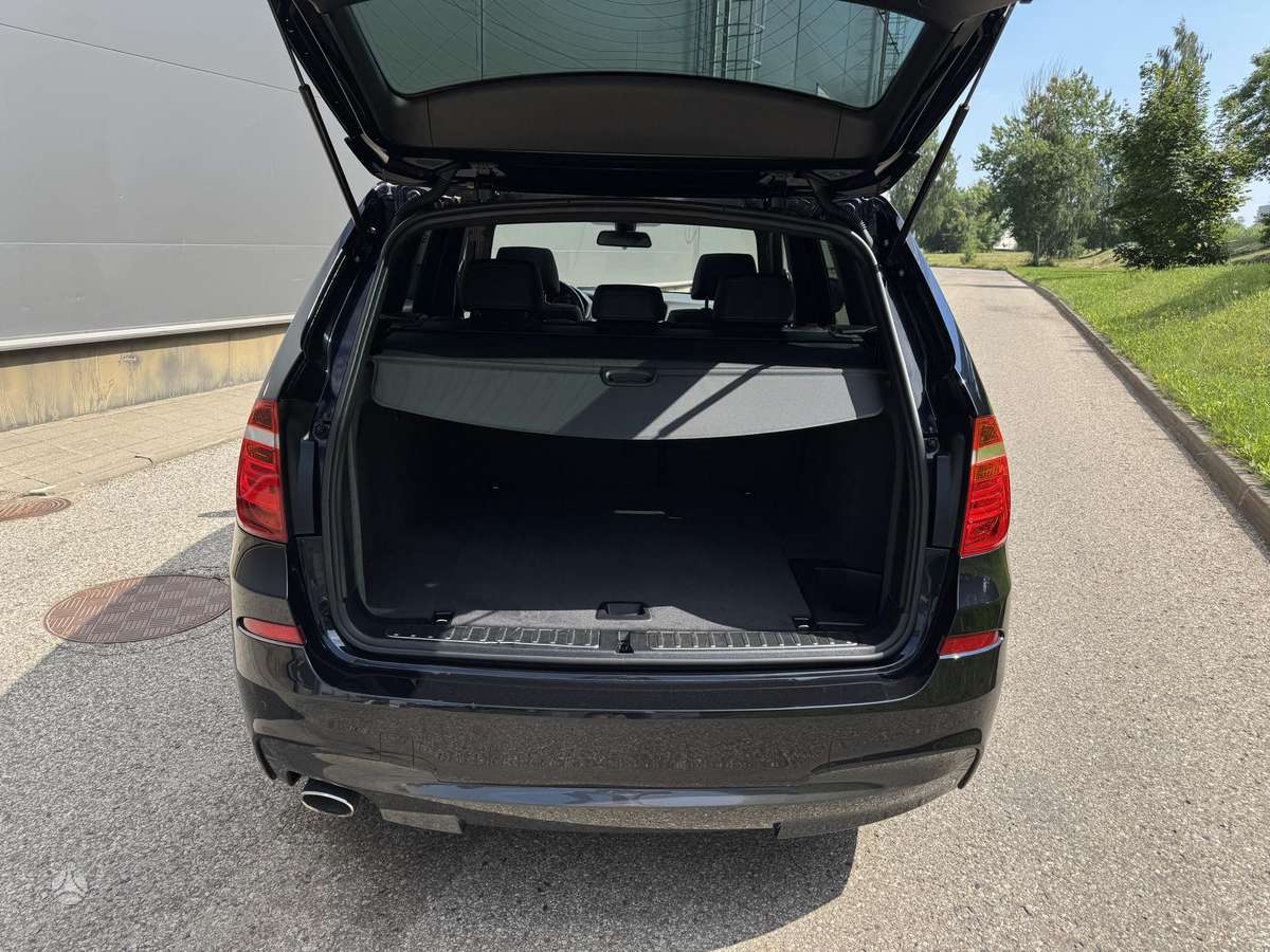 BMW X3, 2.0 l., off-road / crossover