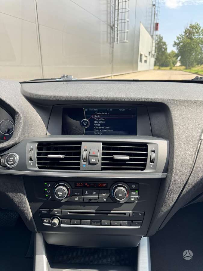 BMW X3, 2.0 l., off-road / crossover