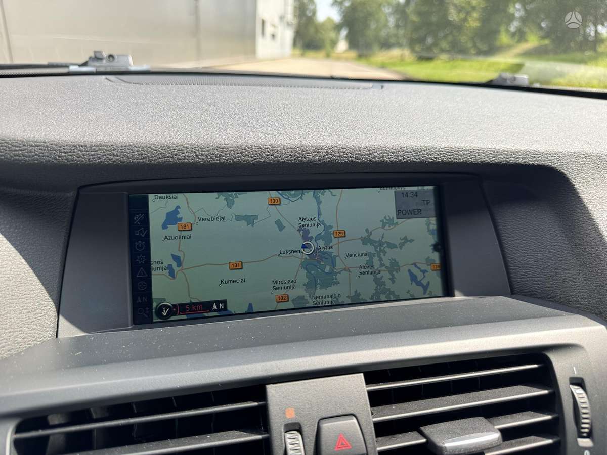 BMW X3, 2.0 l., off-road / crossover