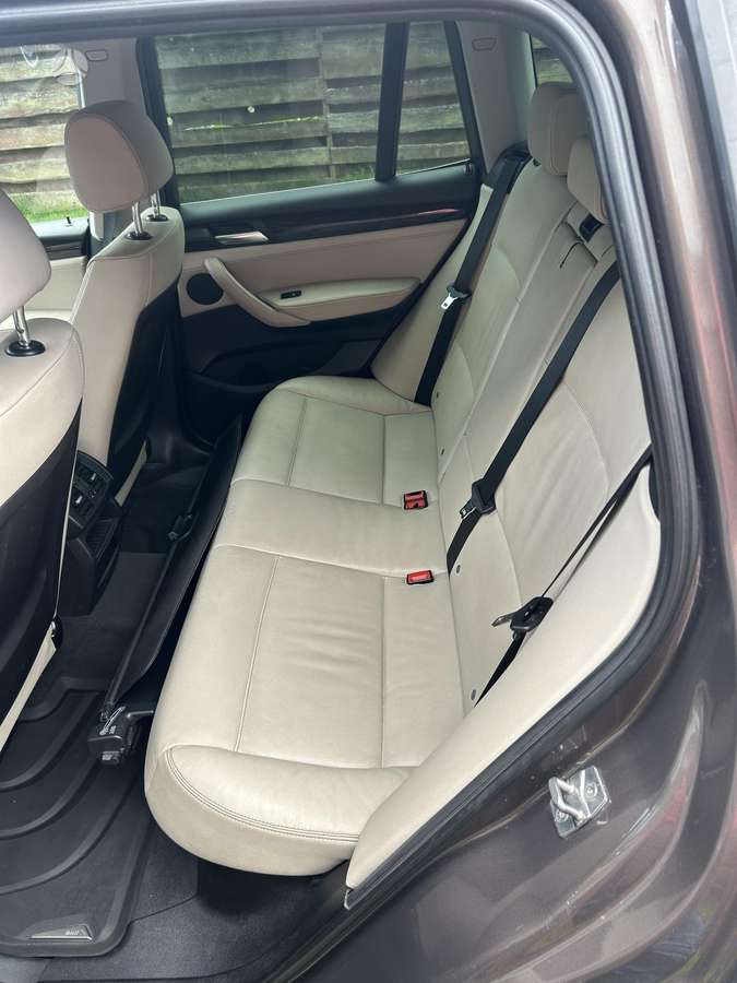 BMW X3, 3.0 l., off-road / crossover
