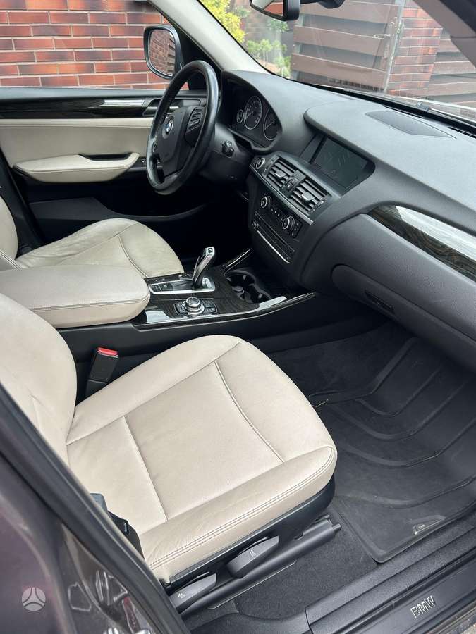 BMW X3, 3.0 l., off-road / crossover