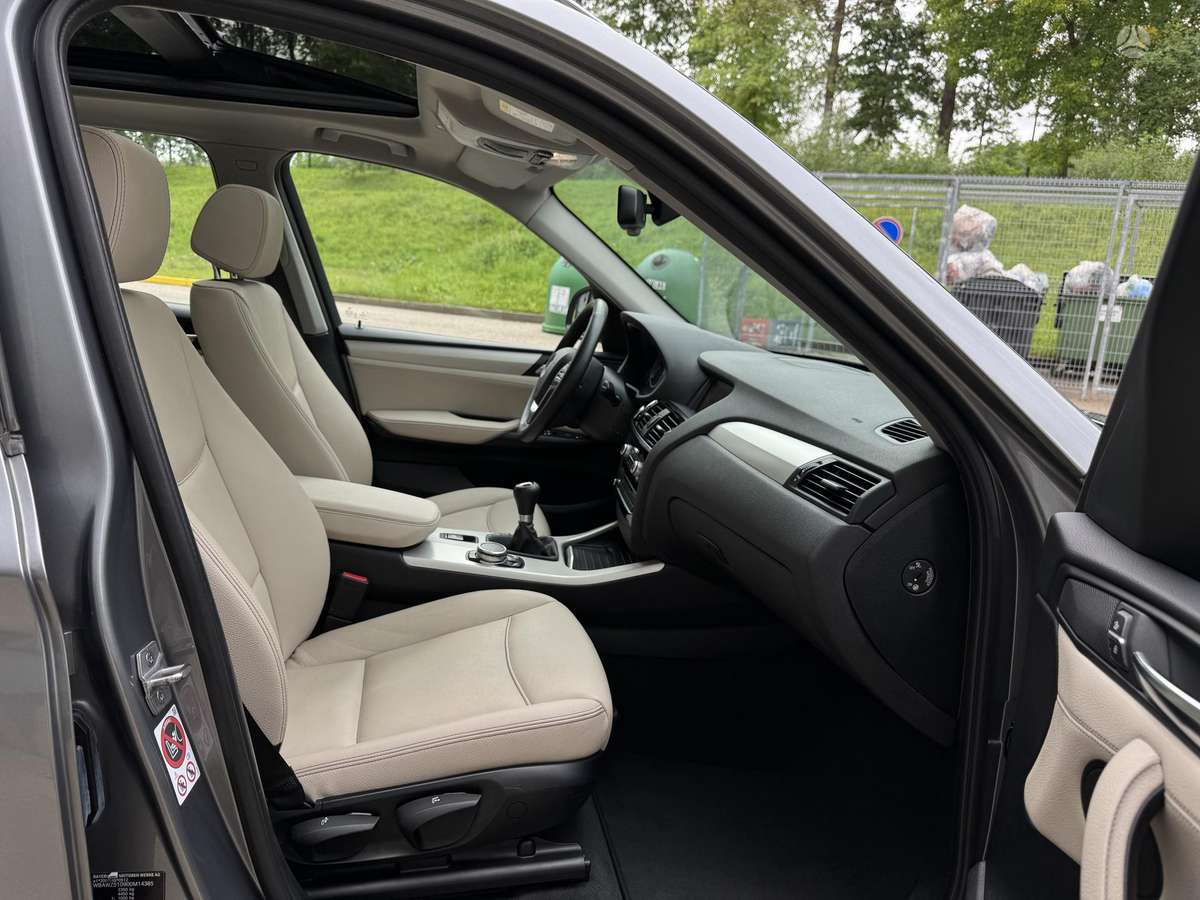 BMW X3, 2.0 l., off-road / crossover