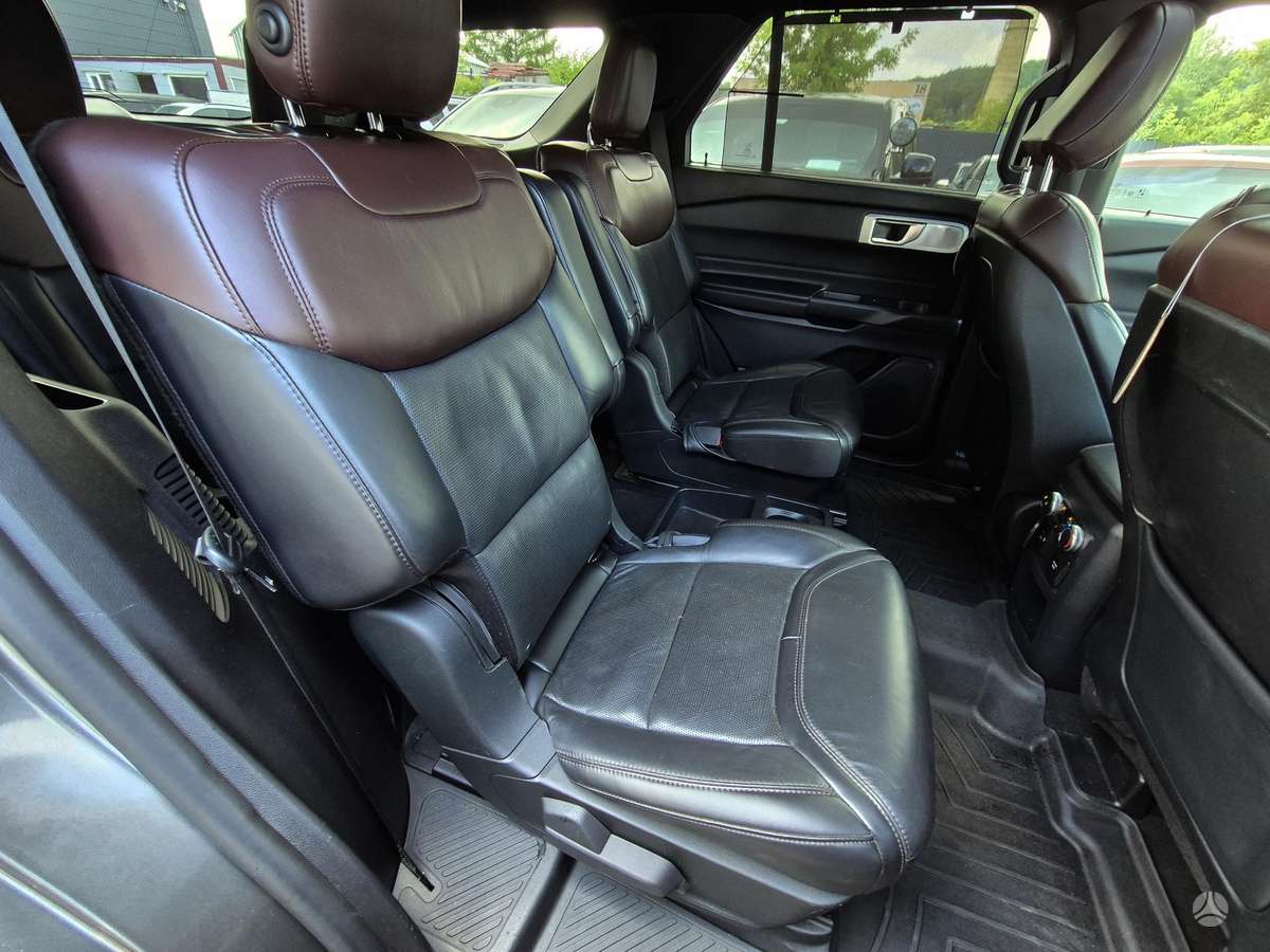 Ford Explorer, 3.0 l., off-road / crossover