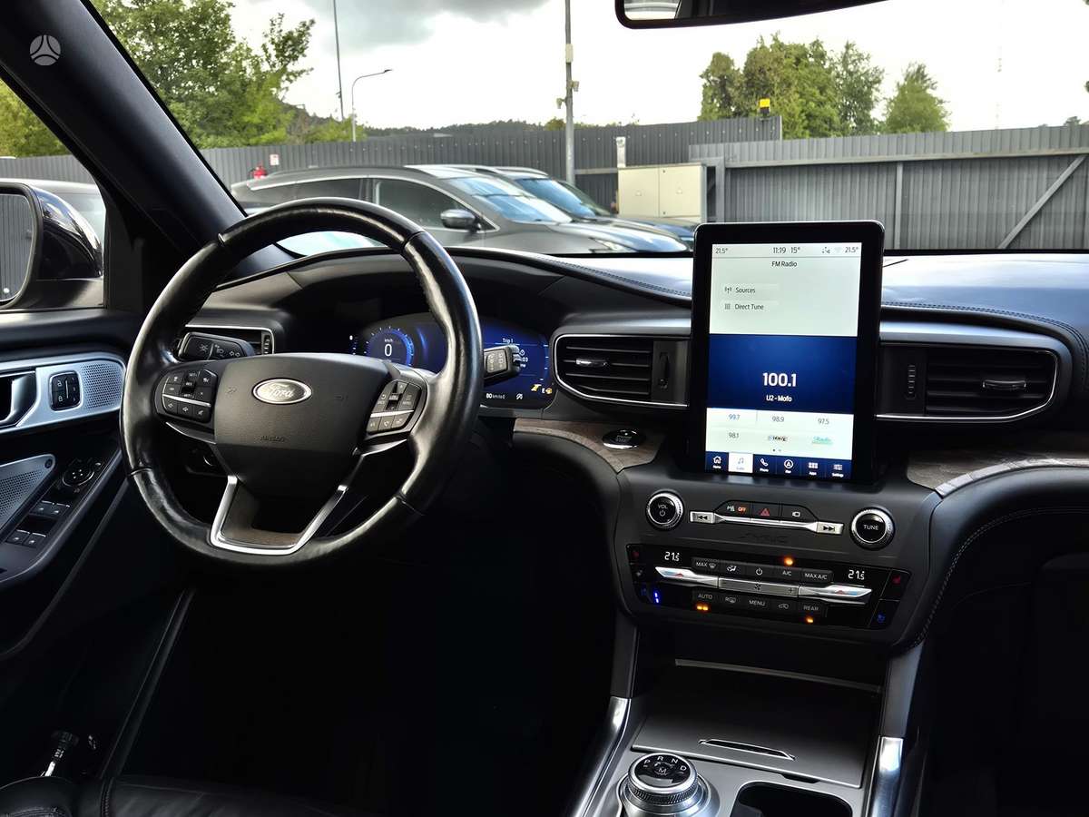 Ford Explorer, 3.0 l., off-road / crossover