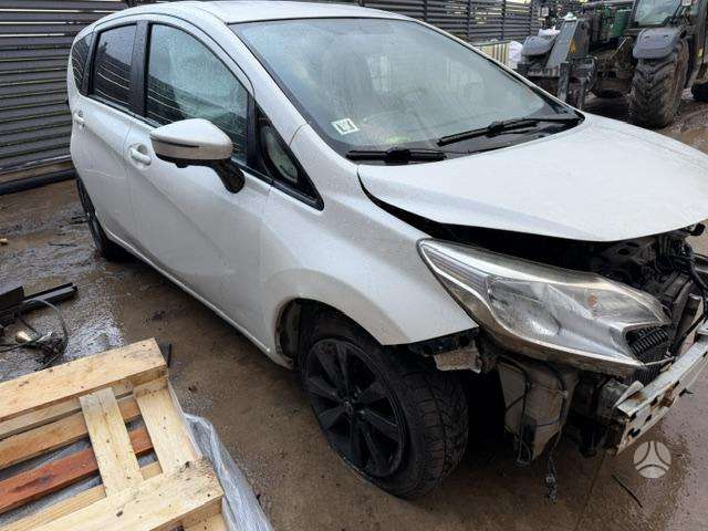 Nissan Note, 1.5 l., hatchback