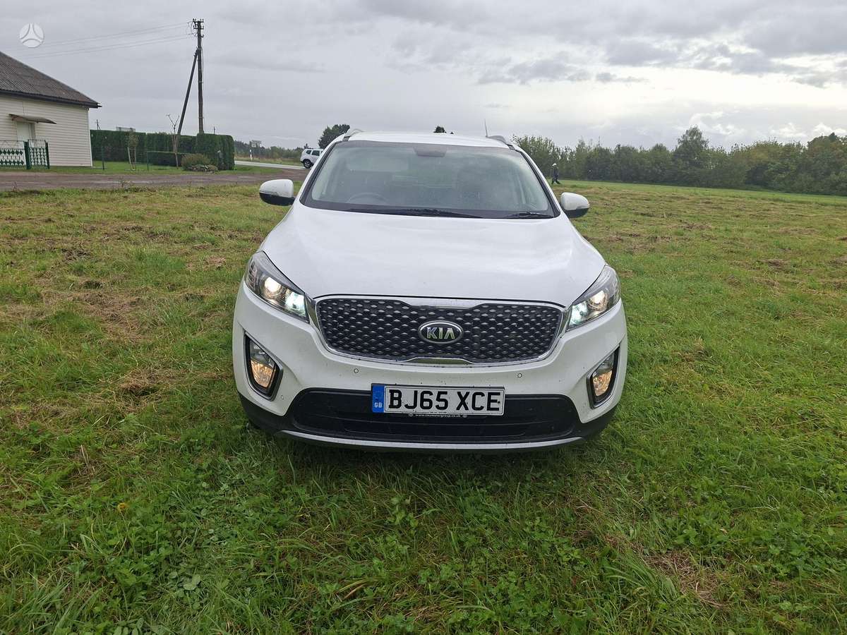 Kia Sorento dalimis. Metalynas rrr