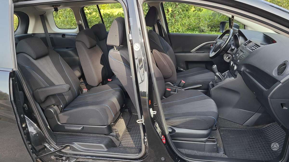 Mazda 5, 2.0 l., mpv / minivan