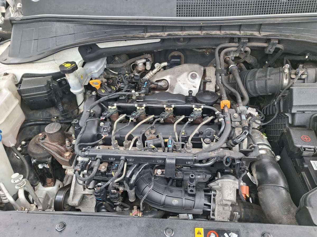 Kia Sorento dalimis. Metalynas rrr