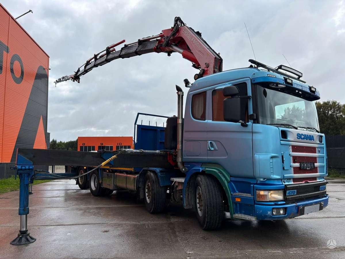 Scania R 124 470 8x2*6, с краном