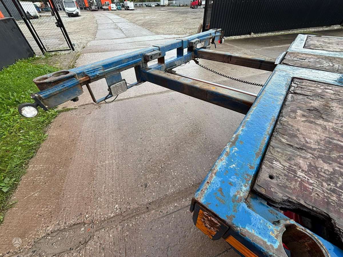 Scania R 124 470 8x2*6, с краном