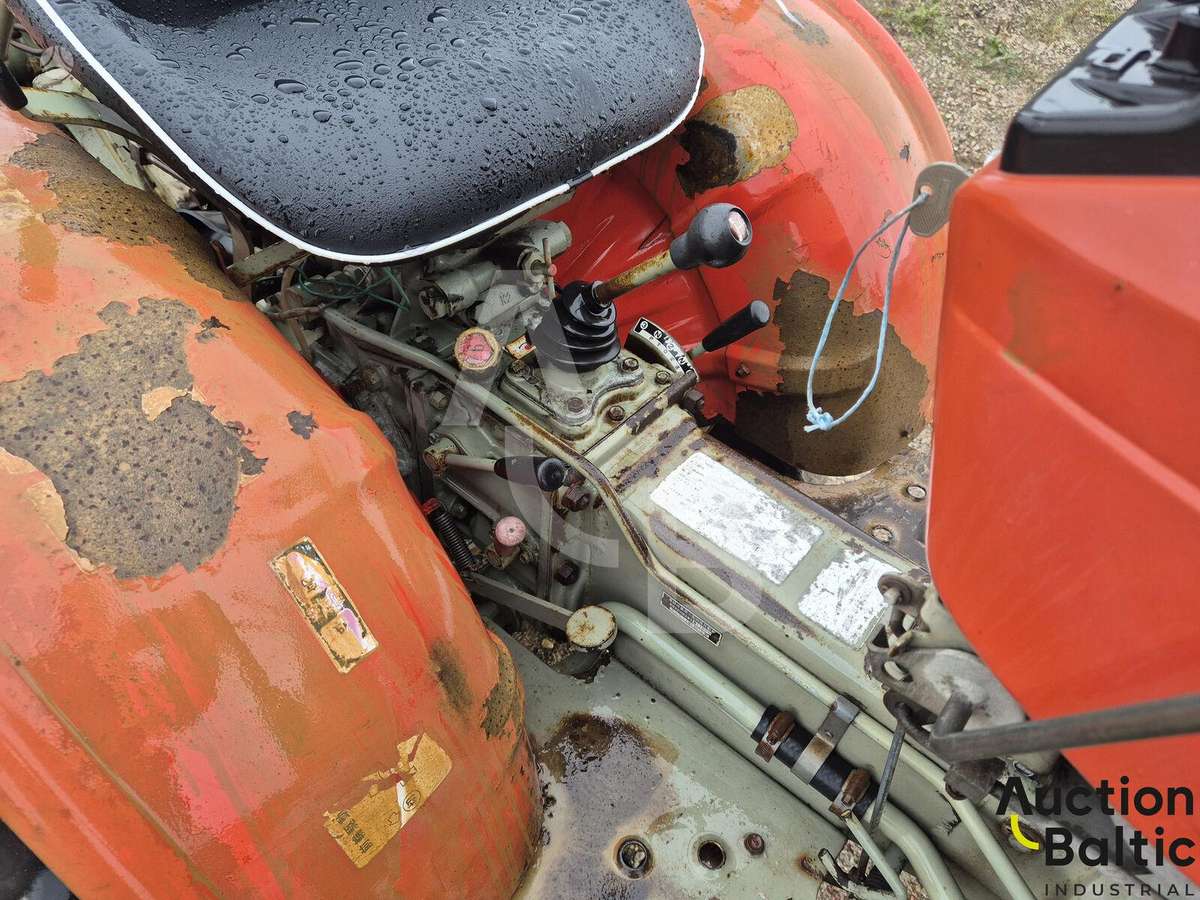 Yanmar YM 1401 D, tractors