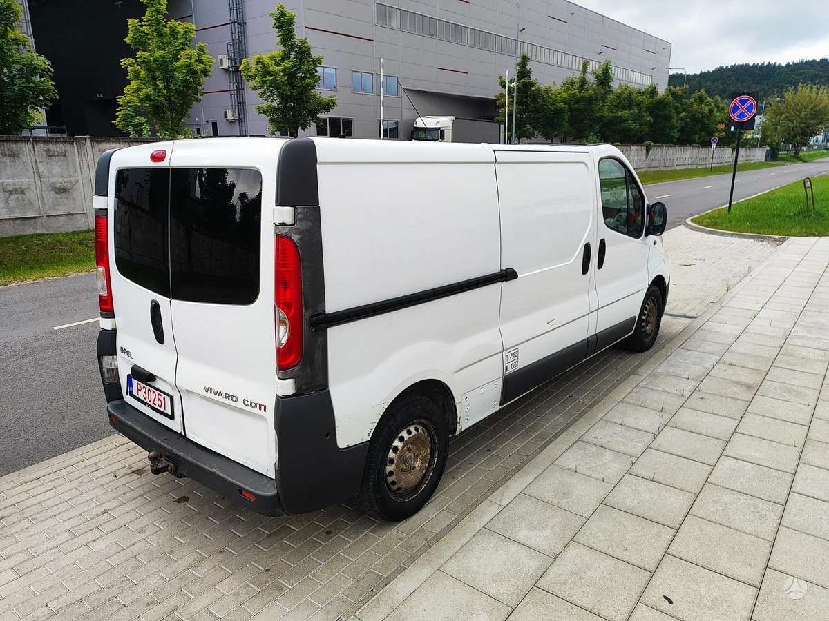Opel Vivaro, 2.0 l., cargo van