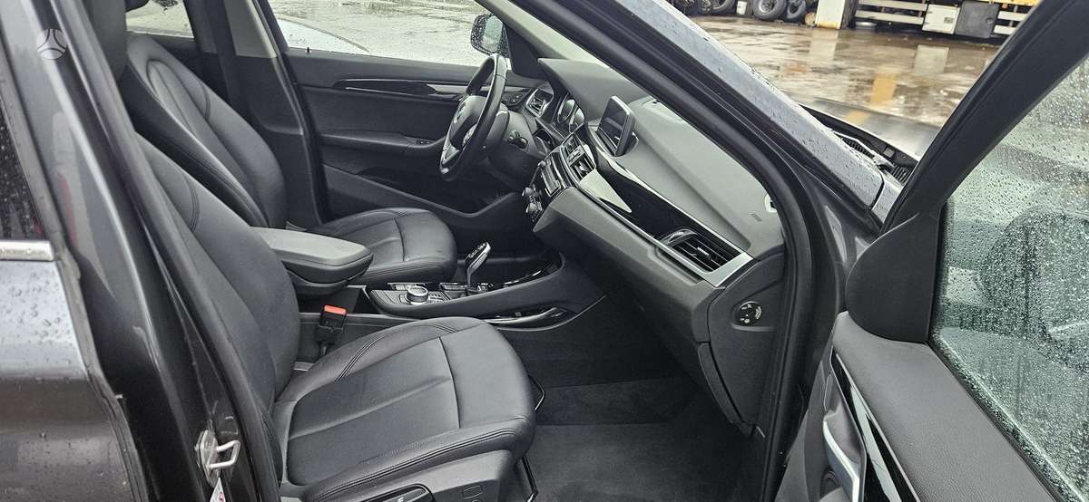 BMW X1, 2.0 l., Универсал