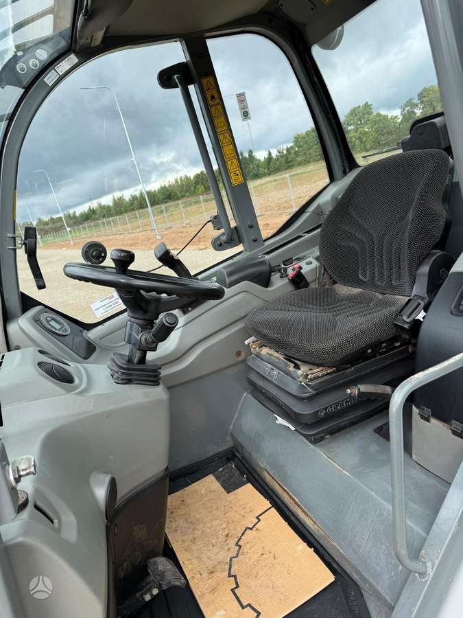 Kramer 5085, фронтальные погрузчики