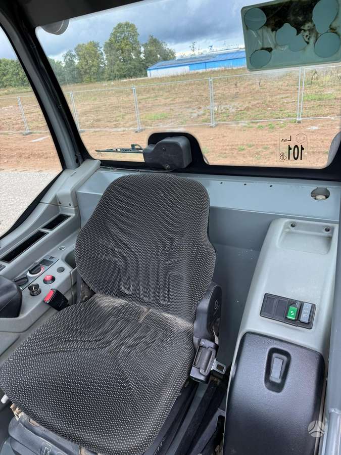 Kramer 5085, фронтальные погрузчики