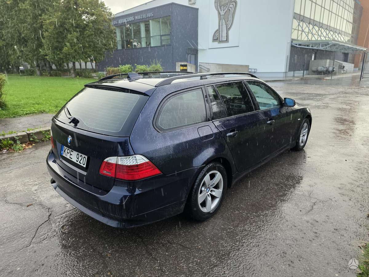 BMW 520, 2.0 l., wagon