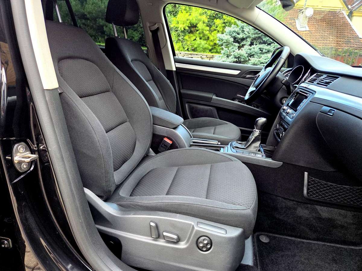 Skoda Superb, 2.0 l., wagon