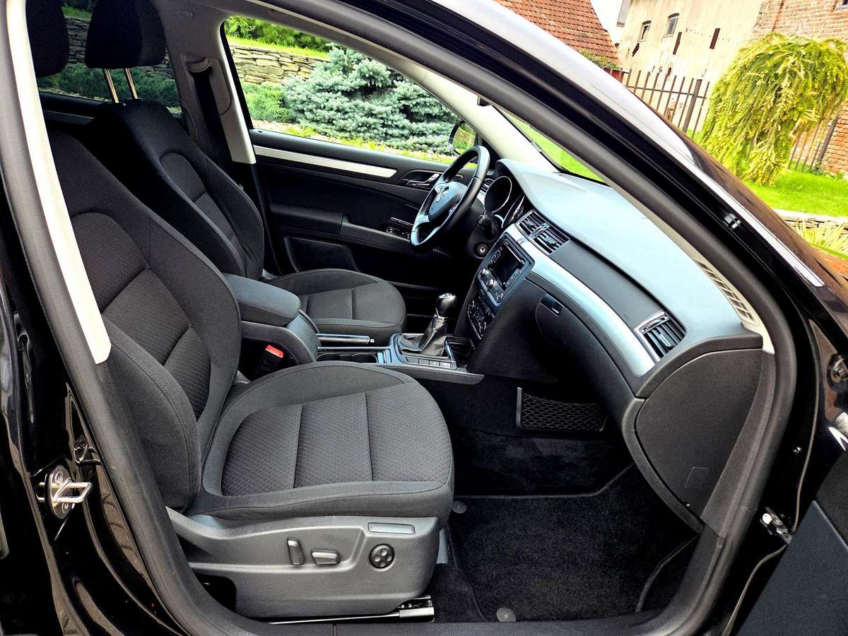 Skoda Superb, 2.0 l., wagon