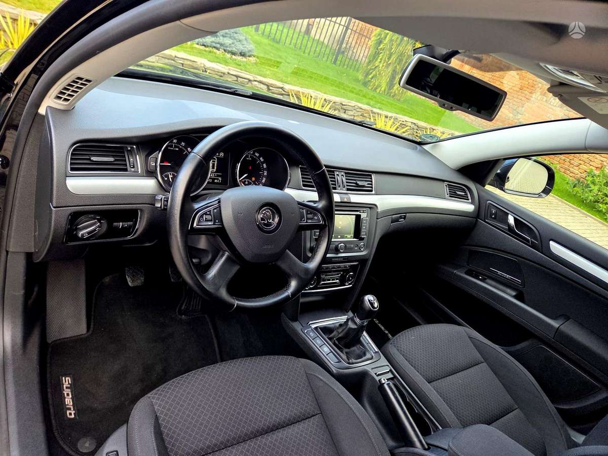 Skoda Superb, 2.0 l., wagon