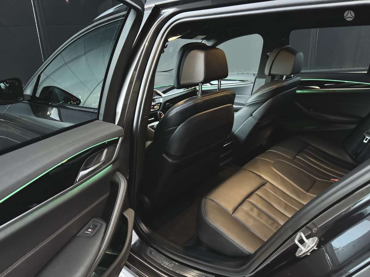 BMW 520, 2.0 l., wagon