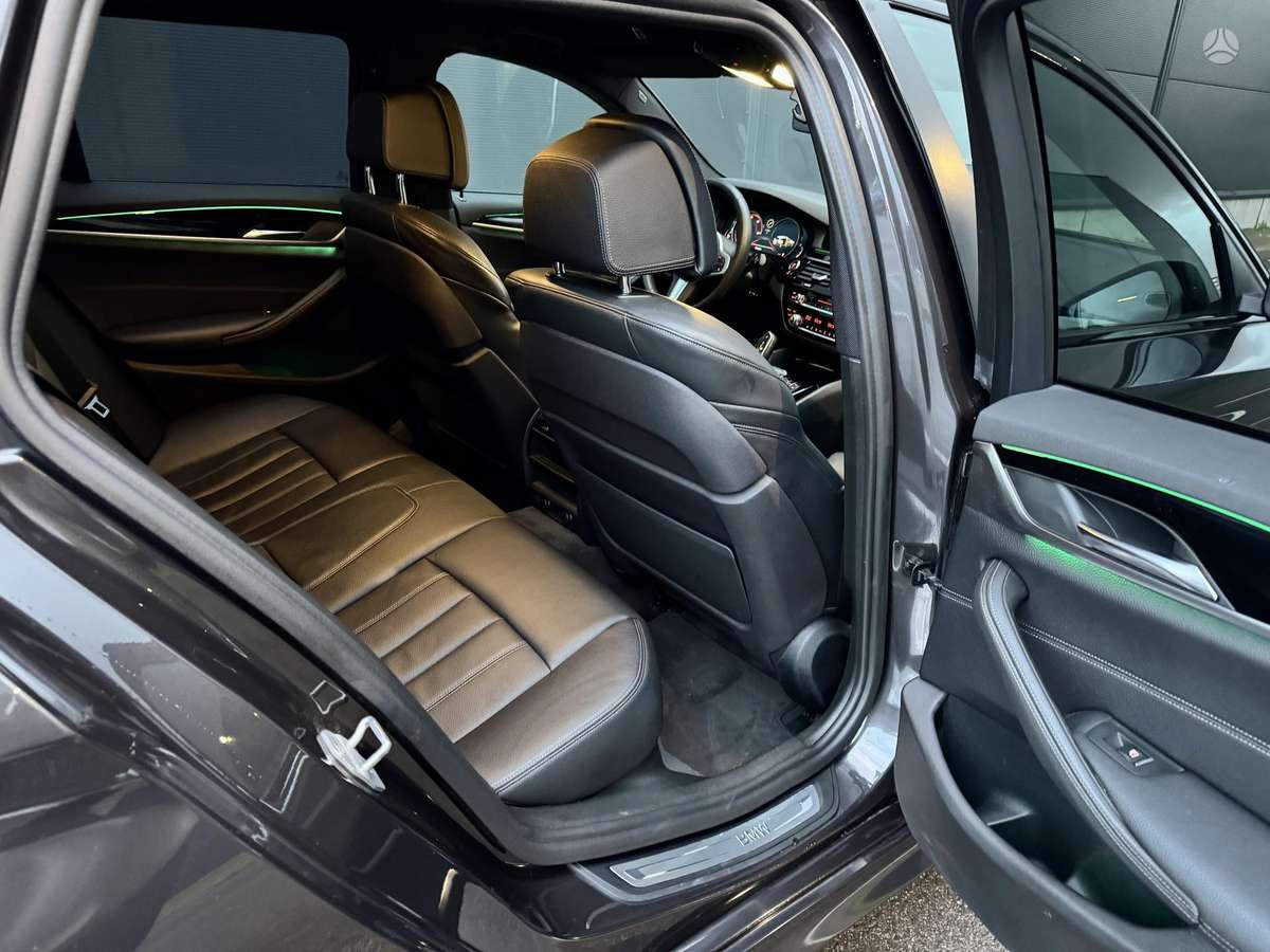 BMW 520, 2.0 l., wagon
