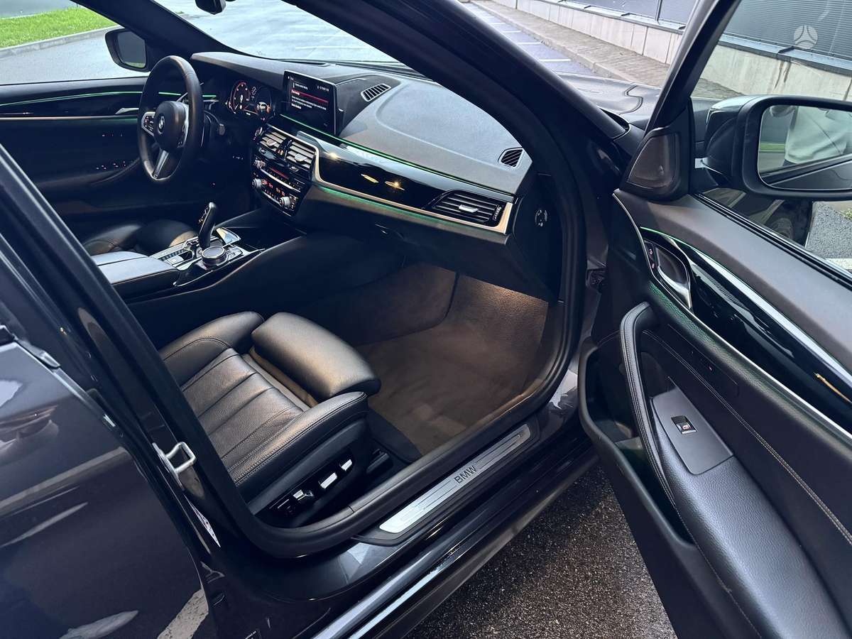 BMW 520, 2.0 l., wagon