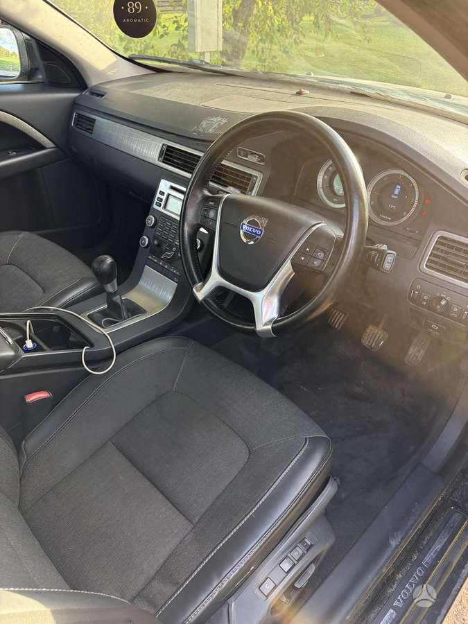 Volvo XC70, 2.4 l., wagon