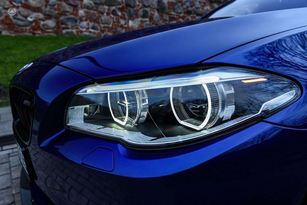 BMW 535, 3.0 l., Седан