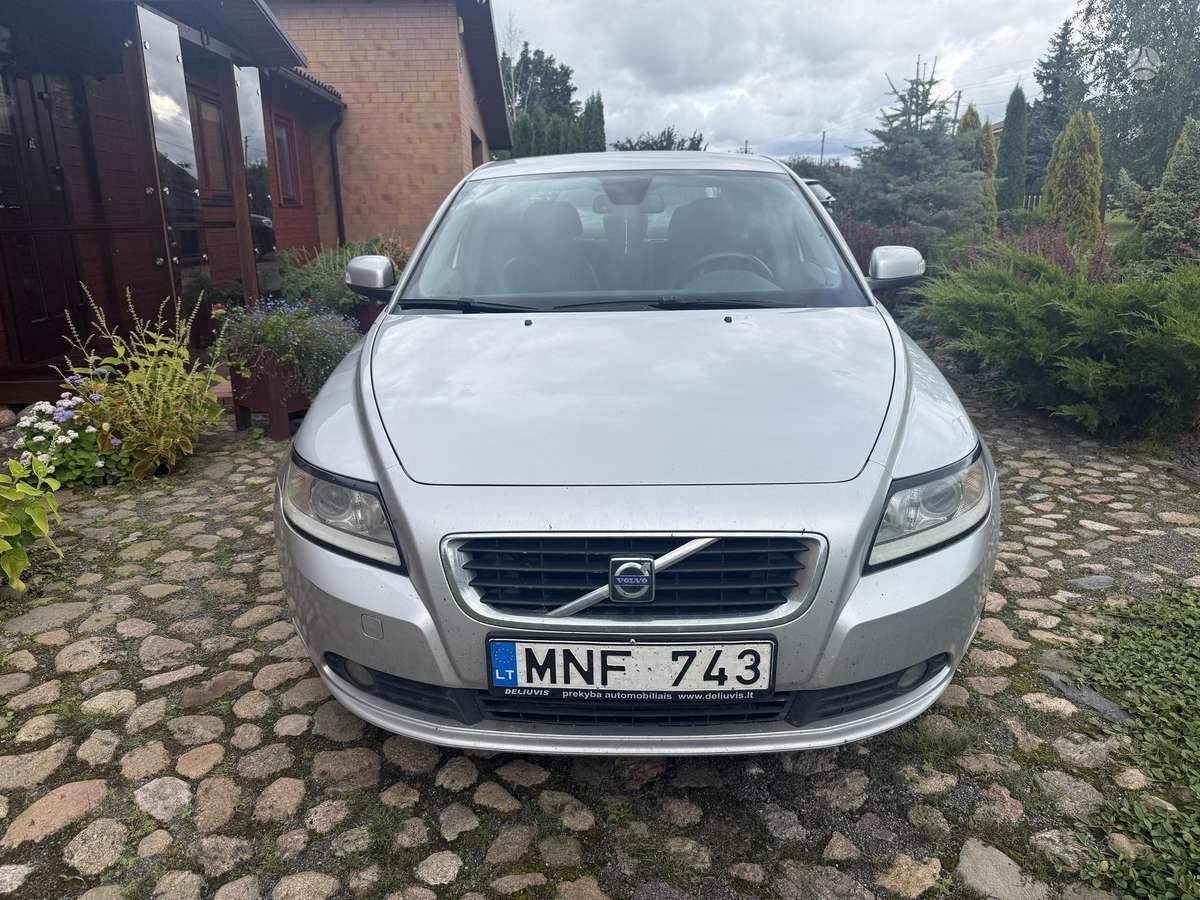 Volvo S40, 2.0 l., Седан