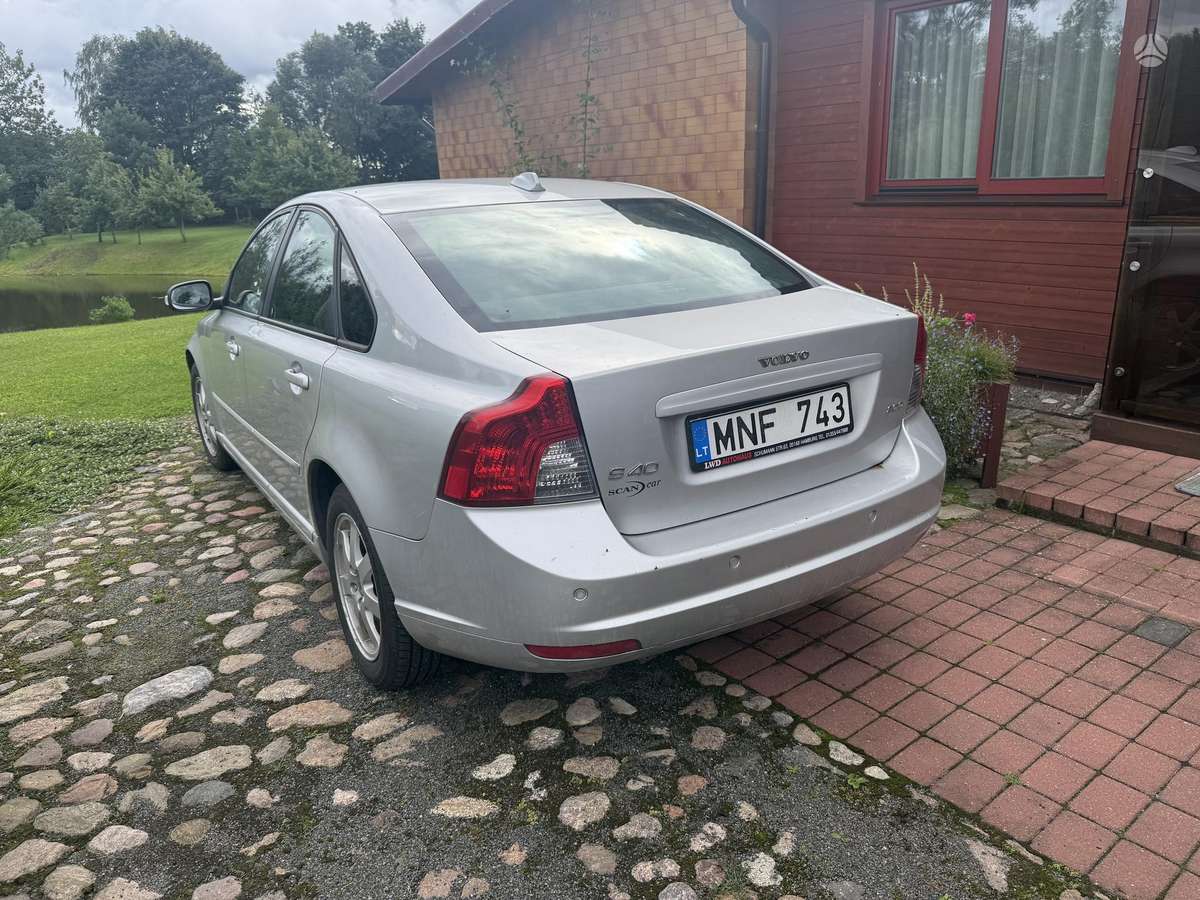Volvo S40, 2.0 l., Седан