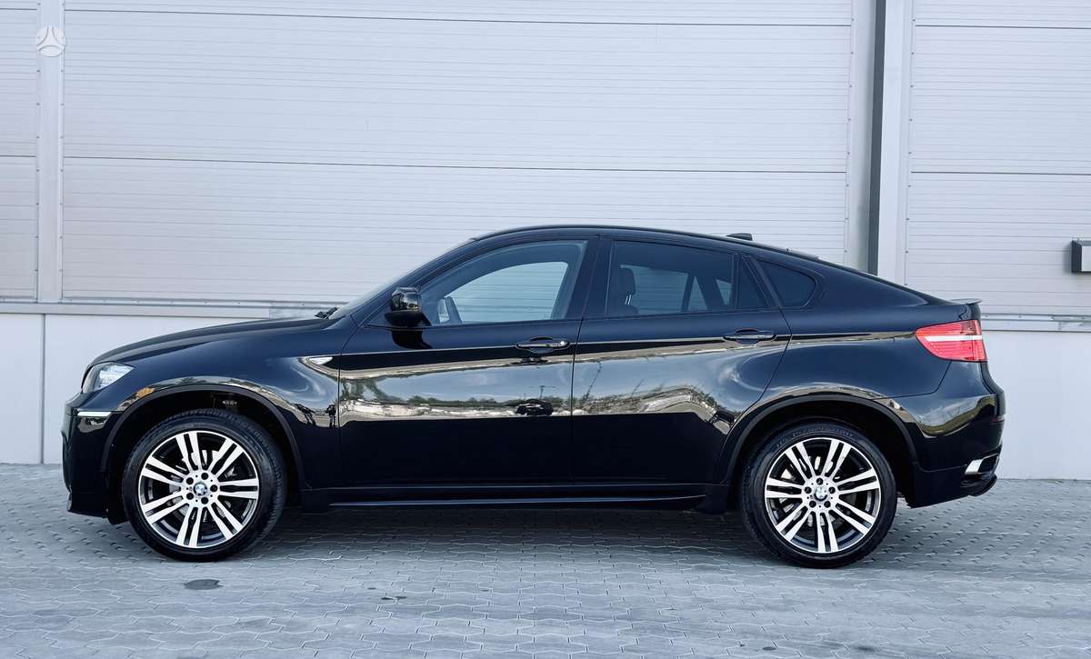 BMW X6, 3.0 l., off-road / crossover