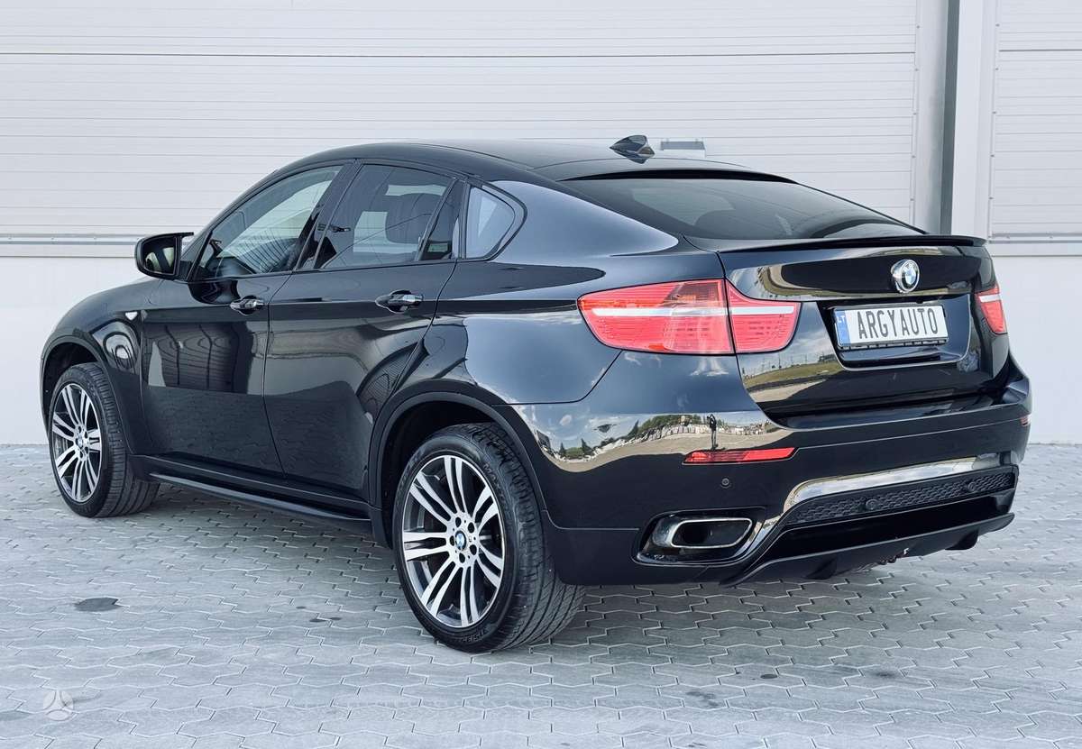 BMW X6, 3.0 l., off-road / crossover