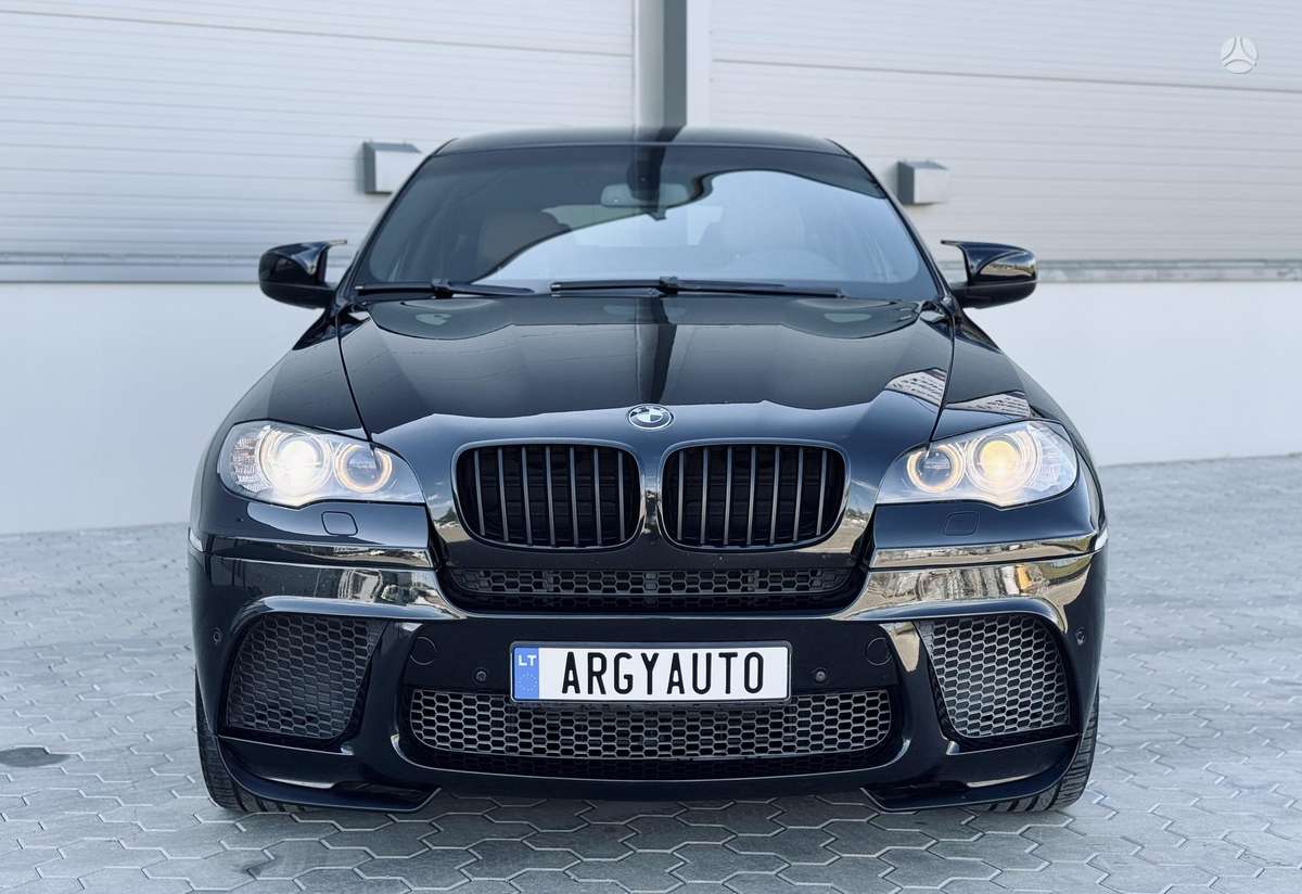 BMW X6, 3.0 l., off-road / crossover