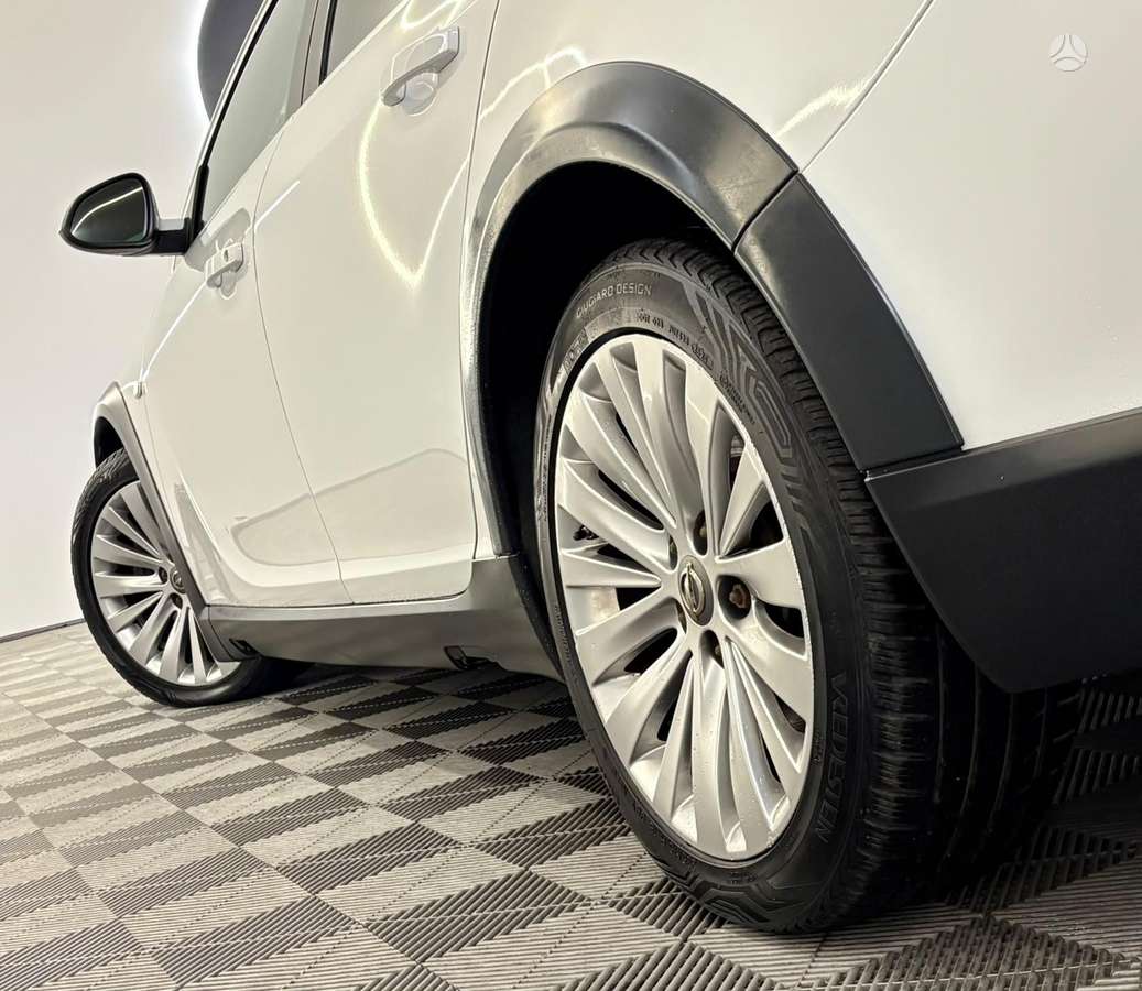 Opel Insignia, 2.0 l., Универсал