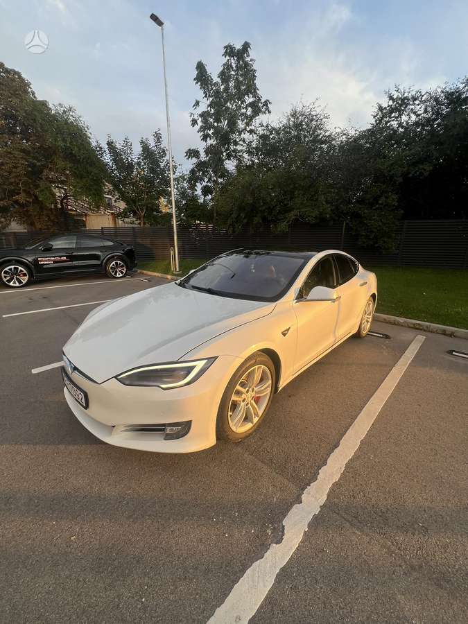 Tesla Model S, 75 кВт·ч, Седан