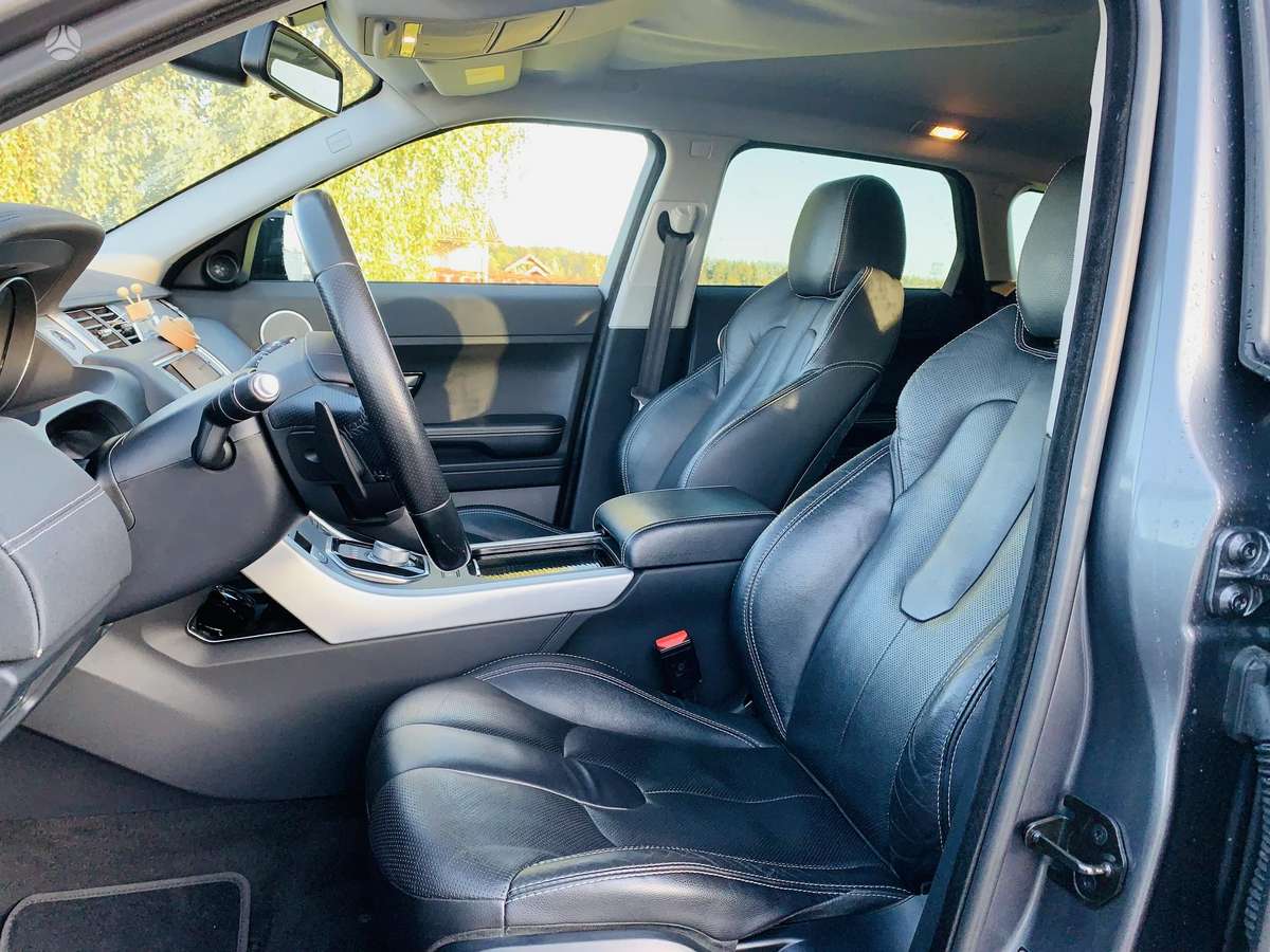 Land Rover Evoque, 2.2 l., off-road / crossover