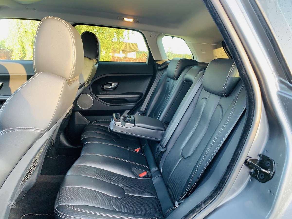 Land Rover Evoque, 2.2 l., off-road / crossover