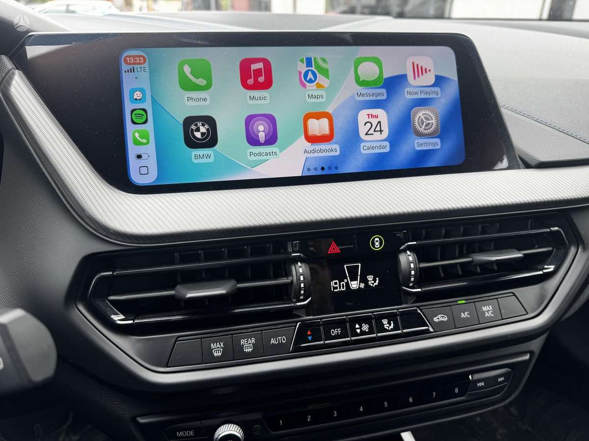 BMW 120, 2.0 l., hatchback