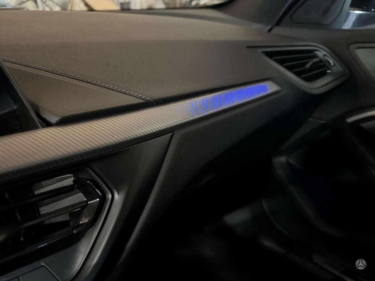 BMW 120, 2.0 l., hatchback