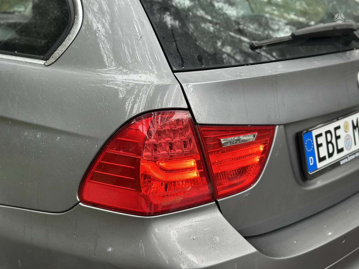 BMW 325, 3.0 l., wagon