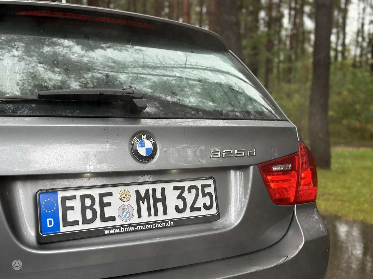 BMW 325, 3.0 l., wagon