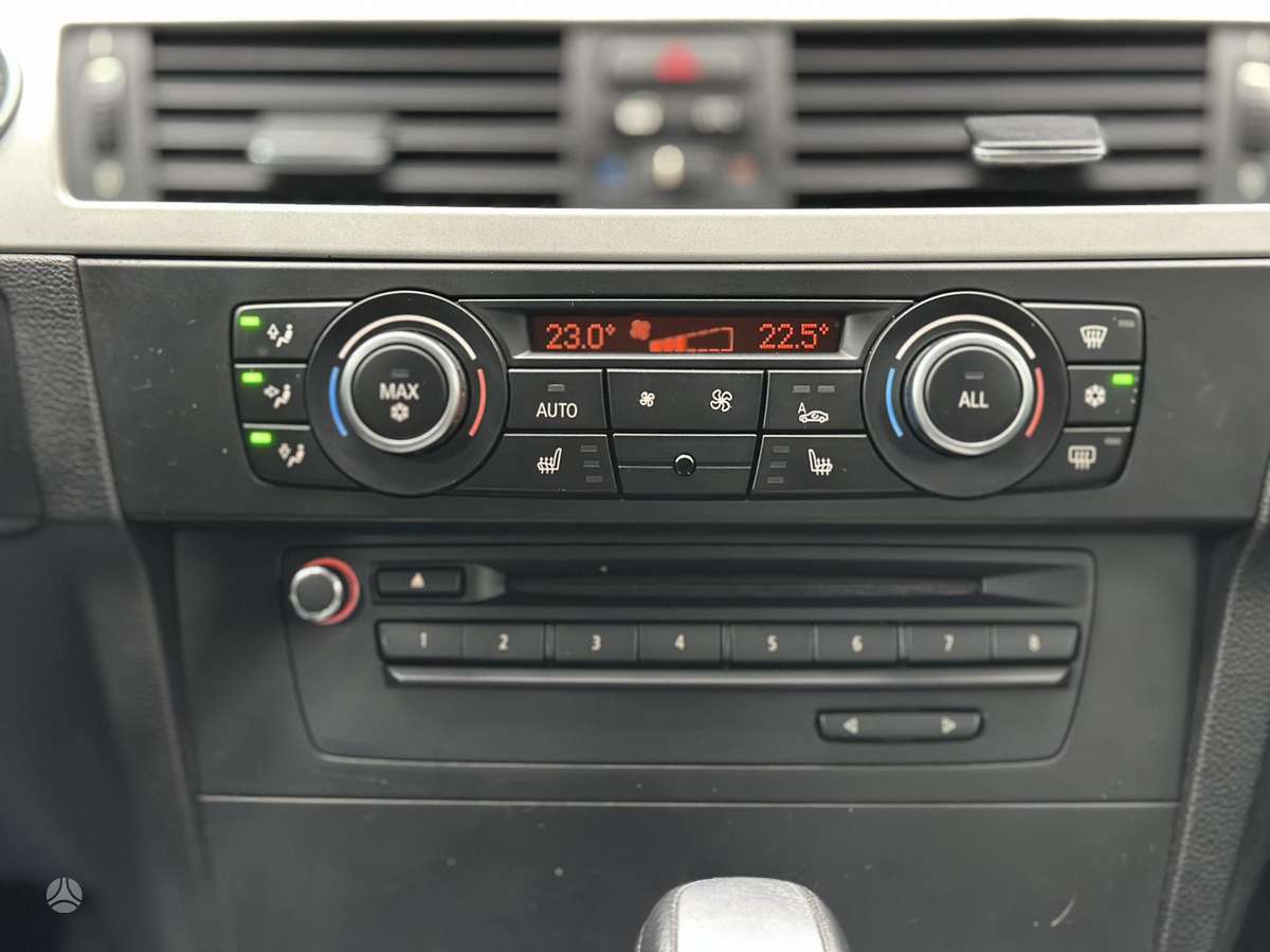 BMW 325, 3.0 l., wagon