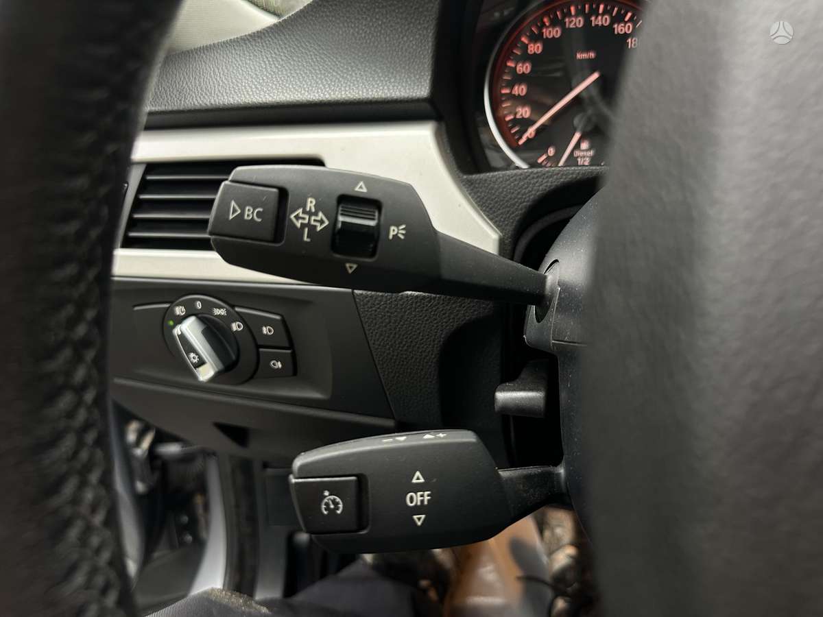 BMW 325, 3.0 l., wagon