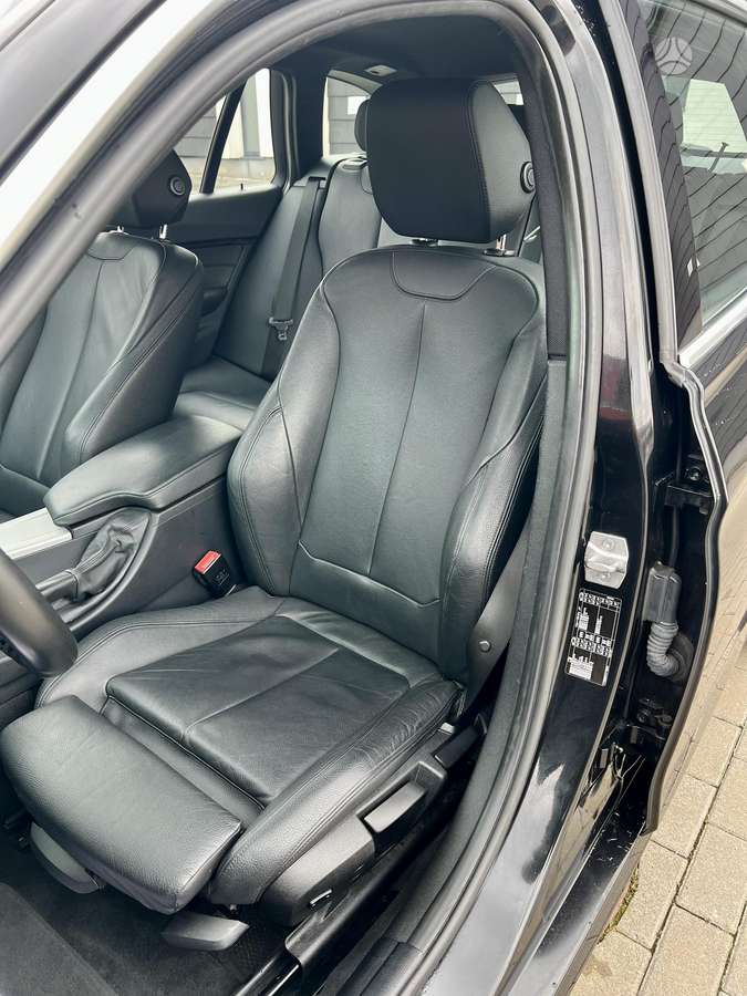 BMW 320, 2.0 l., universalas