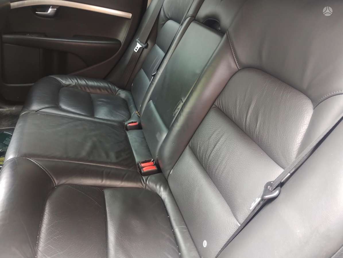 Volvo V70, 2.4 l., universalas