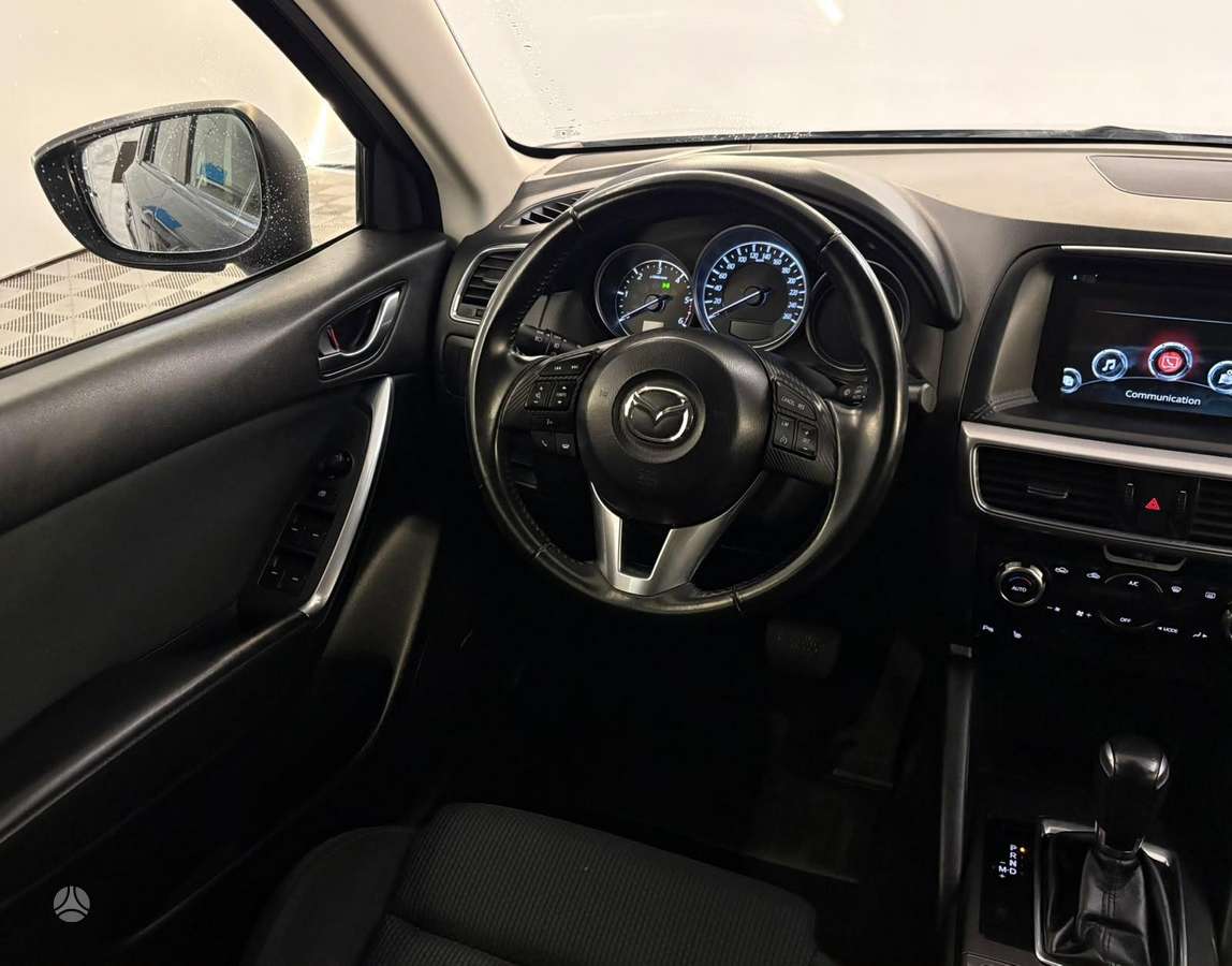 Mazda CX-5, 2.2 l., off-road / crossover