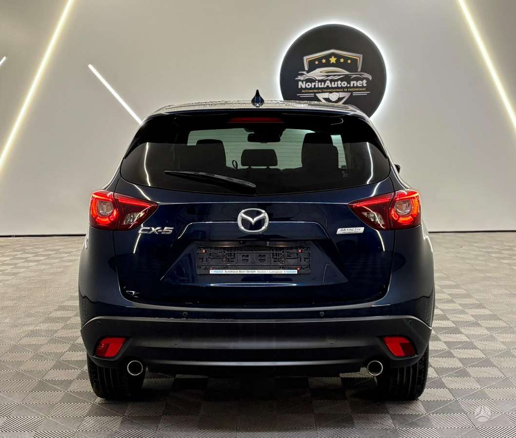 Mazda CX-5, 2.2 l., off-road / crossover